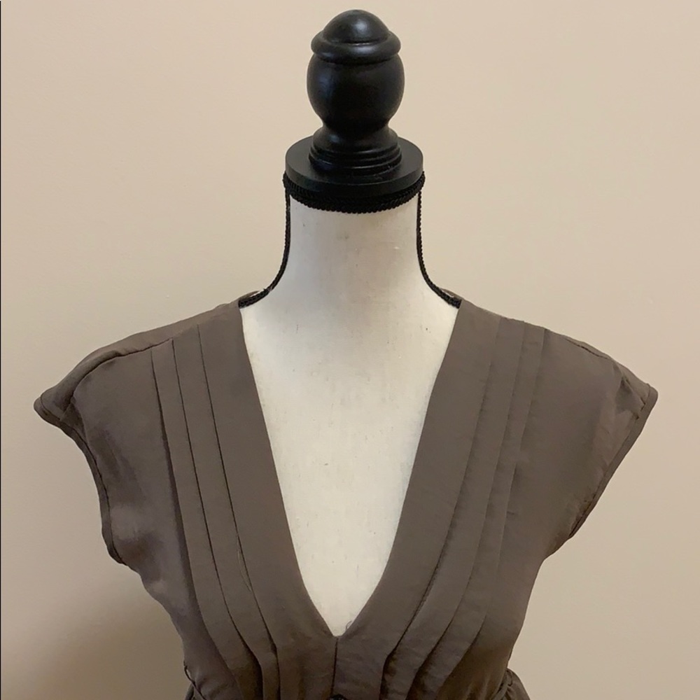 ⚜️Timeless TieBack Top⚜️ - Picture 2 of 5